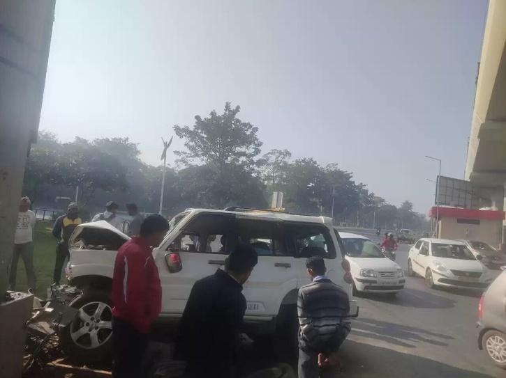 20-Year-Old DU Student Killed, Four Injured After Speeding SUV Hits Metro Pillar In Greater Noida